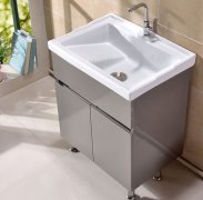 <b>华宇代理选购不锈钢浴室柜的一点小建议</b>